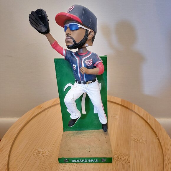 2014 MLB Washington Nationals SGA Denard Span "Wall Catch" Bobblehead w Box T2 - Picture 1 of 9